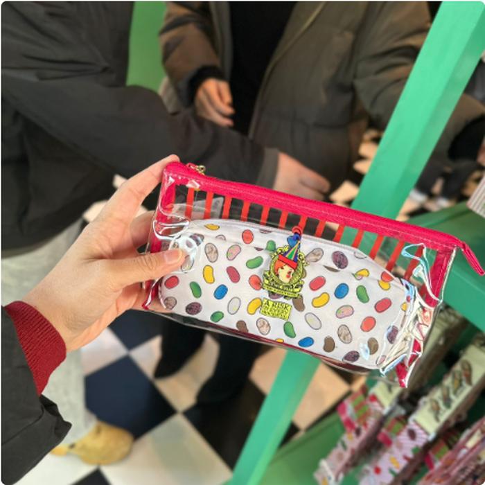 Pencase Pertie Botts