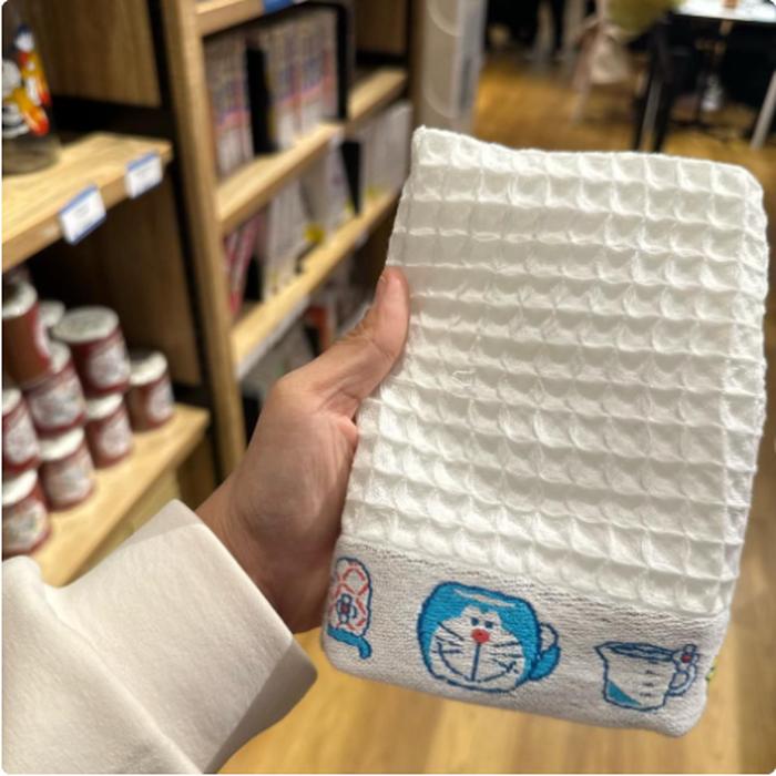 Doraemon Wipe Plate 