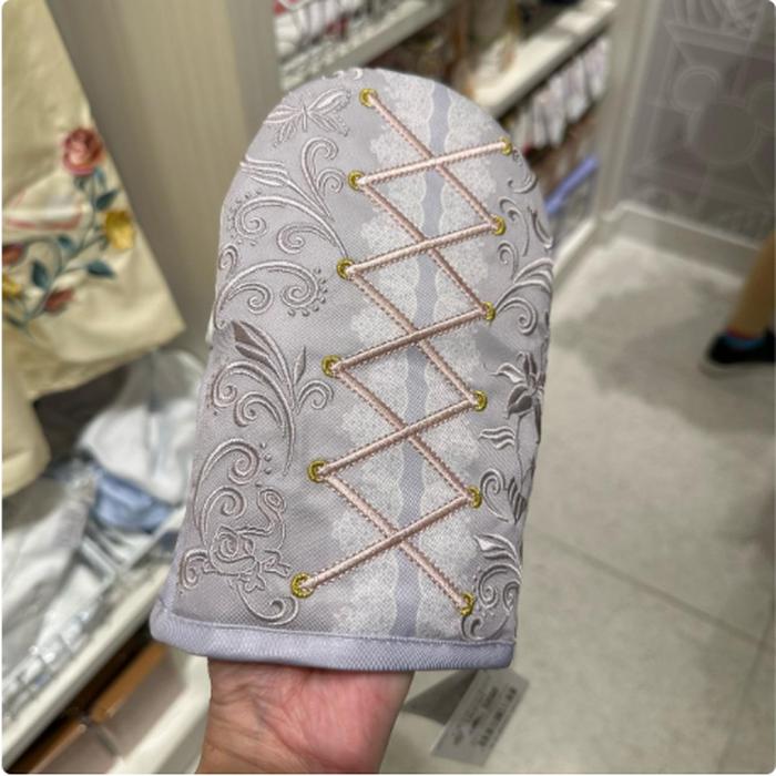 Mitten Cinderella 