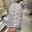 Mitten Cinderella 