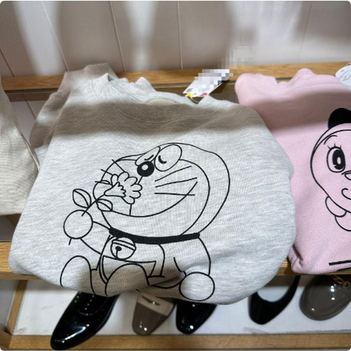 Doraemon Sweatshirt. Size Bust 79-87 cm Cotton Material