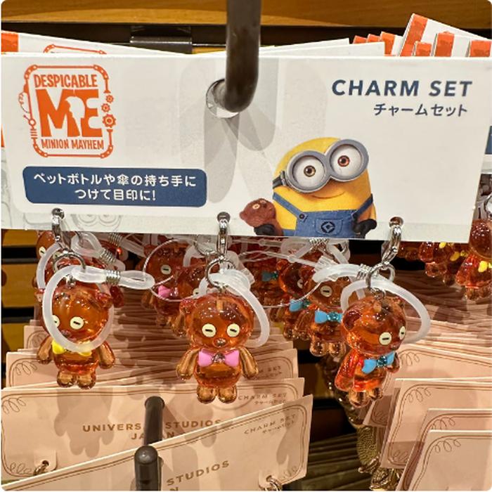 The minion charm team set 3 pcs