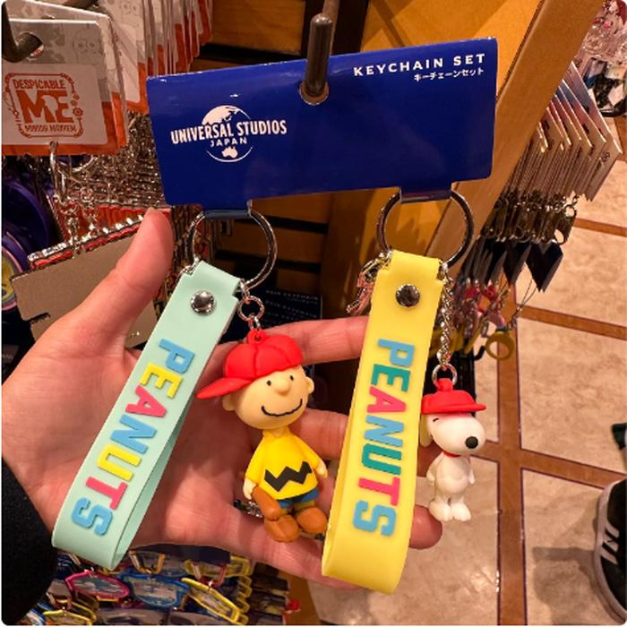 Keychain set snoopy charlie usj