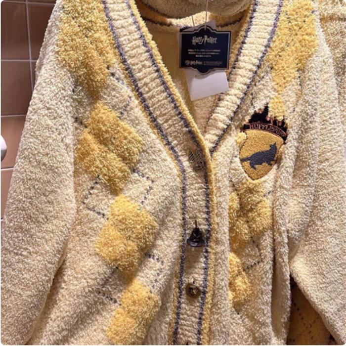 Cardigan Hufflepuff Size Unisex 