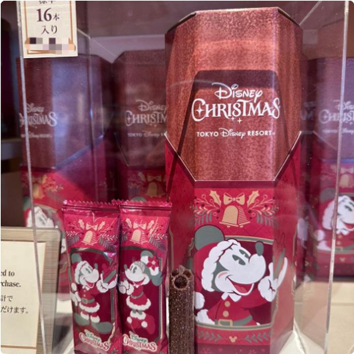Disney Christmas Chocolate Churros 