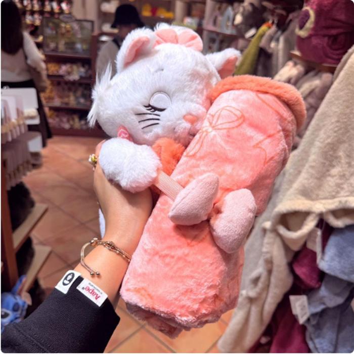 Marie Plush with Balnket set