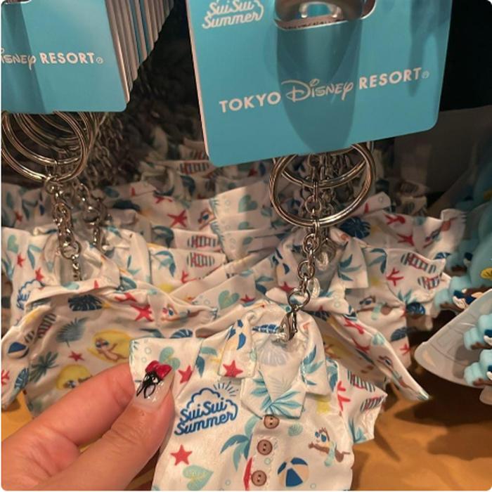 Keychain Sui Sui Summer, shape tshirt
