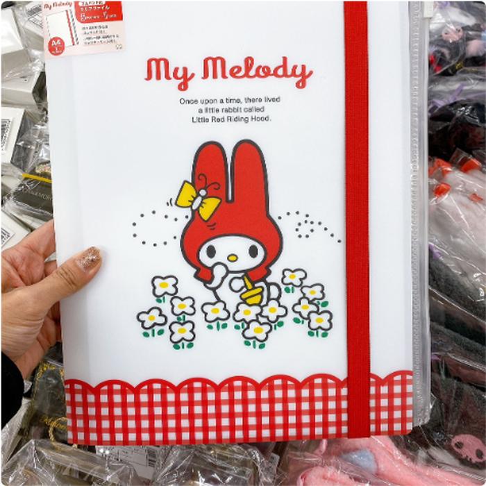 Hello Kitty Map A4 Size File (5 Pockets + 1 Case) White