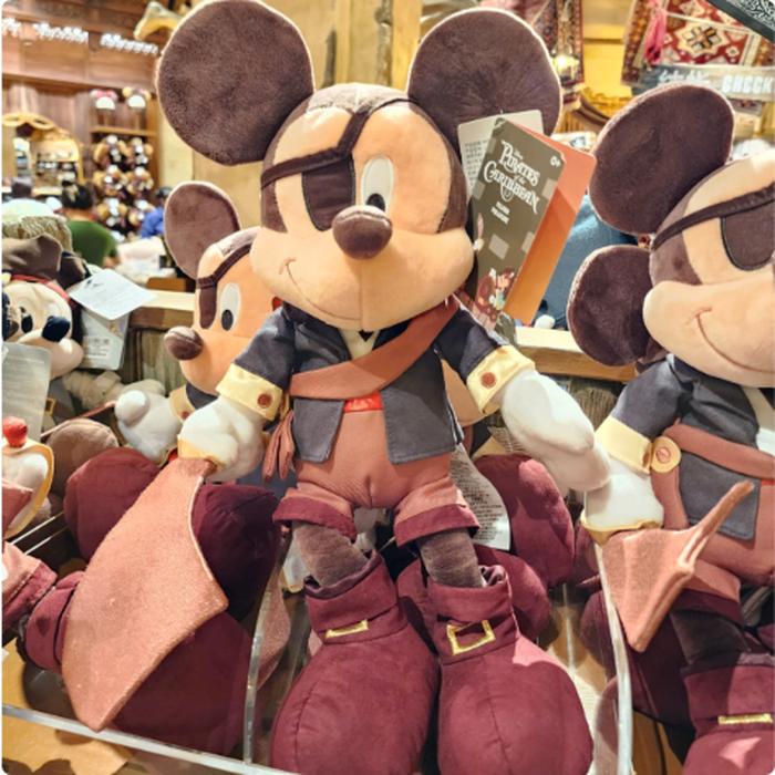 Big Plush Mickey Exclusive Pirates 