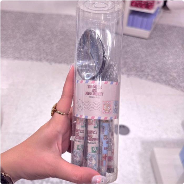 Lady Tableware. contents of 8pcs, 2 tablespoons 2 fork 2 pieces of 2 small spoonfuls of 2 small fork 