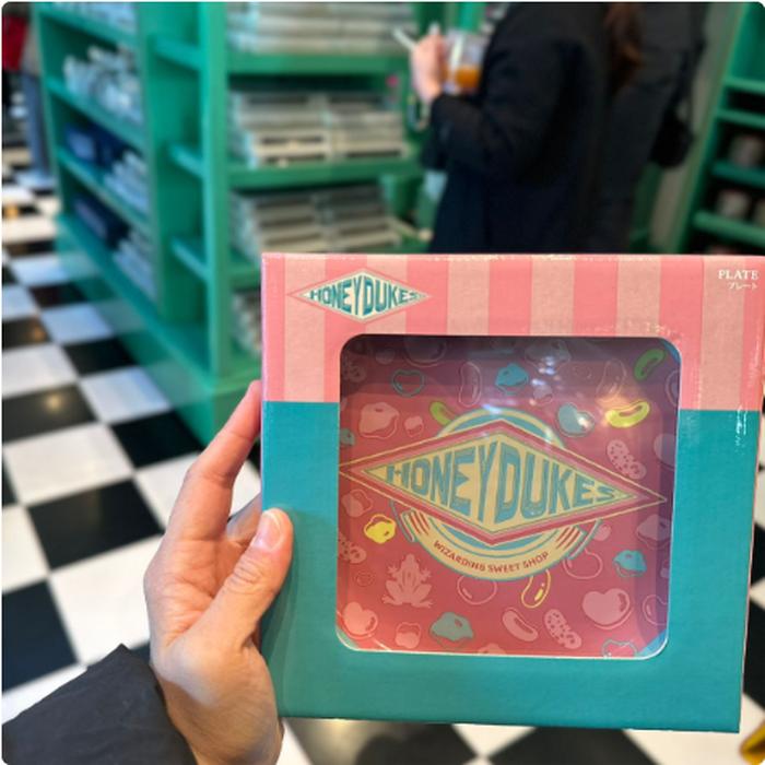 Plate Honeyduks