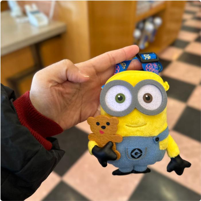 SlingPouch Minion
