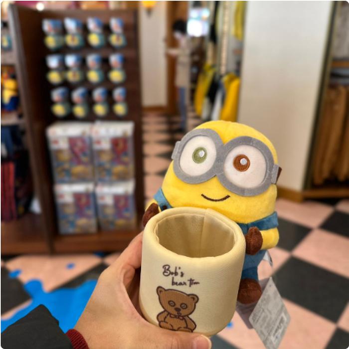 Minion Pen Stand