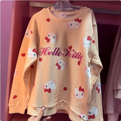 [2/27/2025-14:27-150] Long Sweatshirt Size 150 Only 