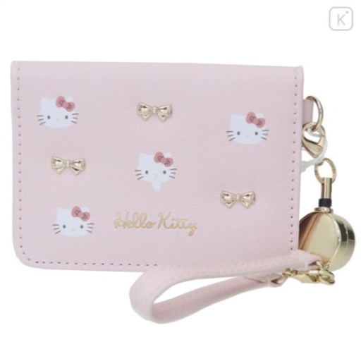 [3/7/2025-20:29-470] Hello Kitty Bifold Pass Case 