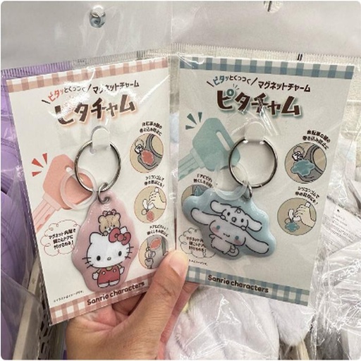 [3/13/2025-11:57-115] Keychain Magnet Hello Kitty / Cinnamoroll