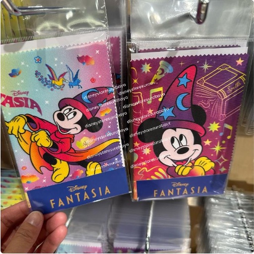 [3/13/2025-19:42-150] Mickey Fantasia Glasses Cleaning Wipe