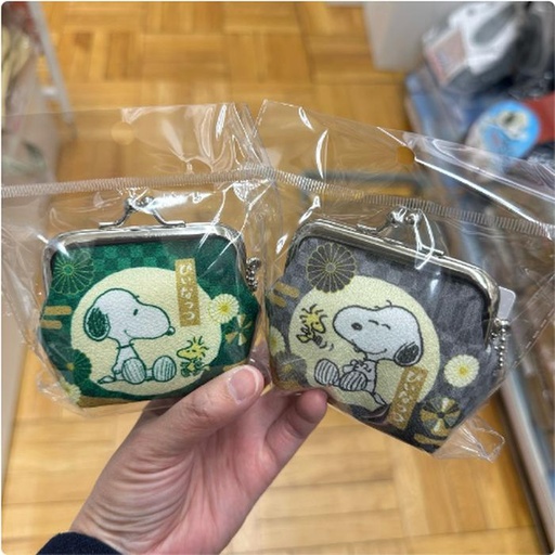 [16/03/2025-10:37-120] Snoopy Coin Pouch Gamaguchi Green / Black @Each