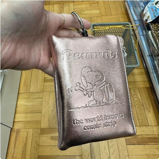 [16/03/2025-10:45-295] Reel Pass Case Snoopy Pink Metallic Zipper