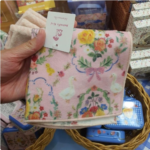 [16/03/2025-14:56-175] Jacquard Mintow A Natalie AfternoonTea