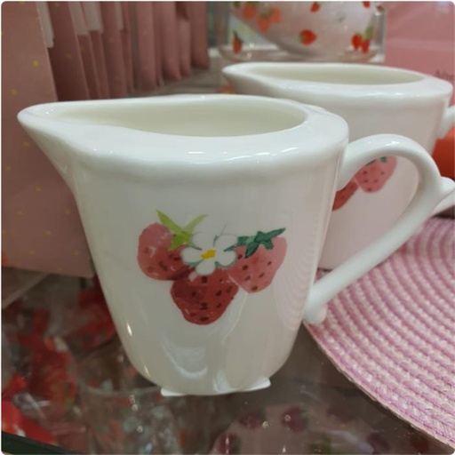 [16/03/2025-15:11-310] Strawberry Ceramic Creamer AfternoonTea