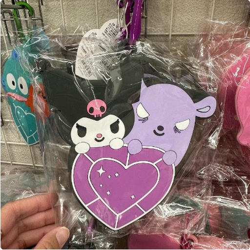 [17/03/2025-11:10-250] Carabiner Silicone Pouch Kuromi