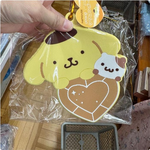 [17/03/2025-11:12-250] Carabiner Silicone Pouch Pompompurin