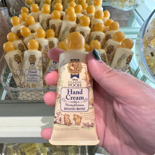 [9/30/2024-09:09-145] Disney Hand Cream Pooh Honey Lemon
