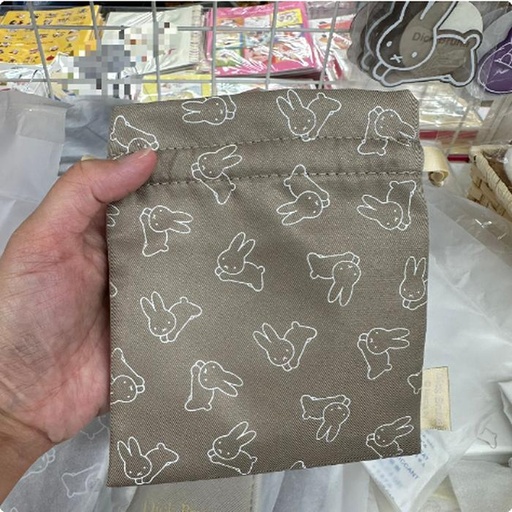 [10/1/2024-14:43-190] Miffy Pouch Gray