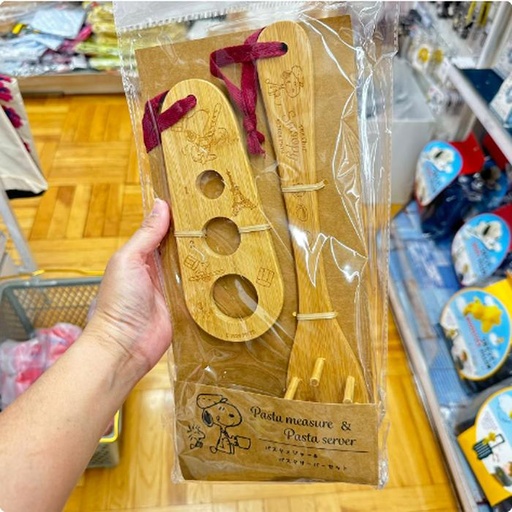 [10/2/2024-16:54-245] Snoopy Pasta Measure & Pasta Server (this tool for stirring pasta and there is a dose also want how much cooked)