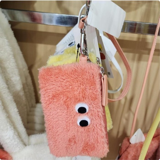 [10/4/2024-10:22-320] Monsters Strap Bag Red