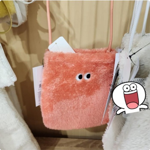 [10/4/2024-10:22-330] Monsters Slingbag Red