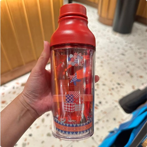 [10/31/2024-21:00-390] Plastic tumbler