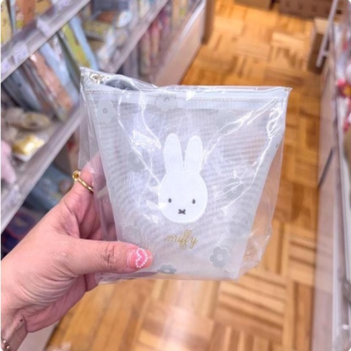[11/2/2024-12:50-255] Miffy Pouch Gray