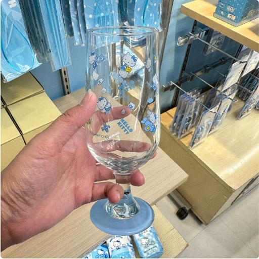[11/3/2024-13:53-345] Hello Kitty Glass Mug Long