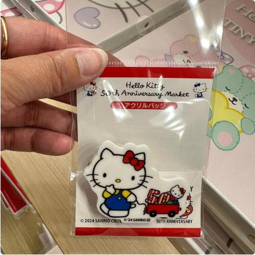 [11/3/2024-15:02-170] Hello Kitty clip there is a pin too