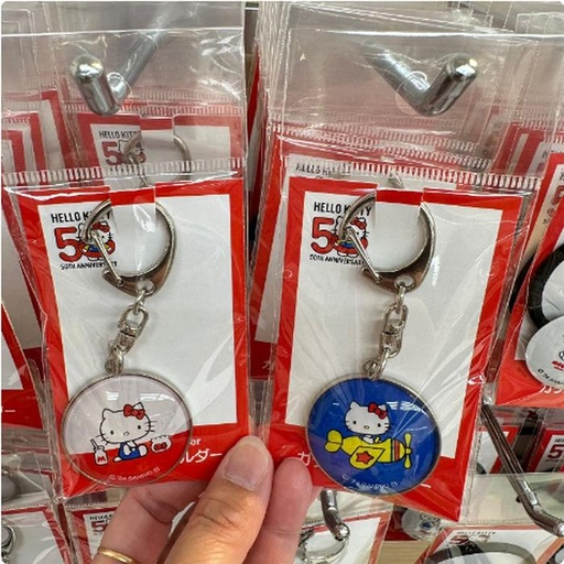 [11/3/2024-16:55-130] Keychain Hello Kitty Round