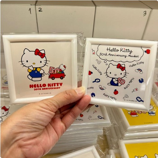 [11/3/2024-17:35-115] Mini frame Hello Kitty