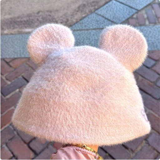 [11/4/2024-10:43-530] Fur Bucket Hat Pink 
