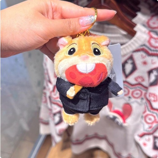 [11/5/2024-12:00-440] Strap xmas hamster