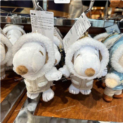 [11/6/2024-14:33-460] Snoopy strap mascot winter Medium size