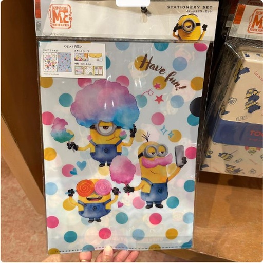 [11/6/2024-21:14-310] Minion Stationery Set