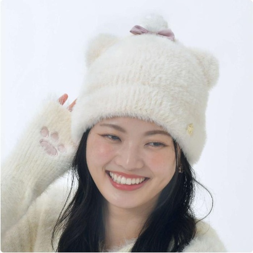 [11/10/2024-09:31-595] Marie Hat