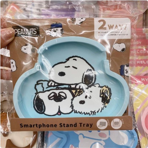 [11/10/2024-18:18-275] Snoopy Smartphone Stand Tray