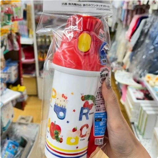[11/12/2024-21:44-255] Hello Kitty Water Bottle Skater
