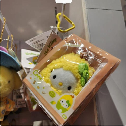 [11/18/2024-18:52-450] Strap Hello Kitty corn with vinyl pouch that can be opened