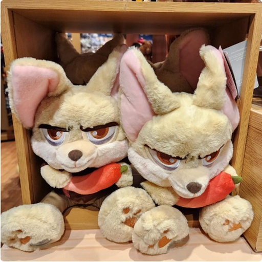 [11/19/2024-15:37-700] Big Plush Mr Finnick