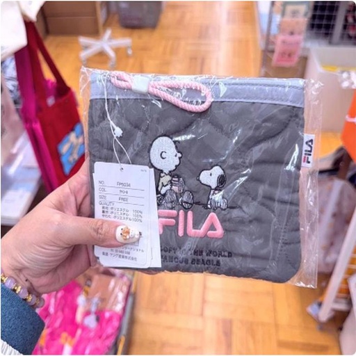 [12/12/2024-10:12-400] Fila Snoopy Pouch Black