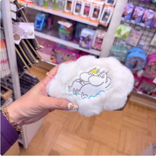 [12/23/2024-20:21-240] Fur Pouch Moomin 