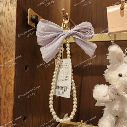 [12/24/2024-09:03-540] Bag Charm Pearl 